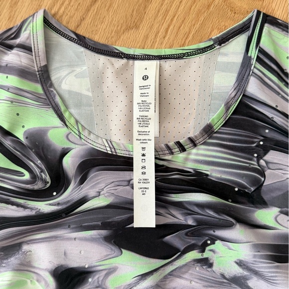 NEW Lululemon Swift Ventilated Running Tank Top Paint Glide Warp Multi Size 4 - Picture 5 of 11